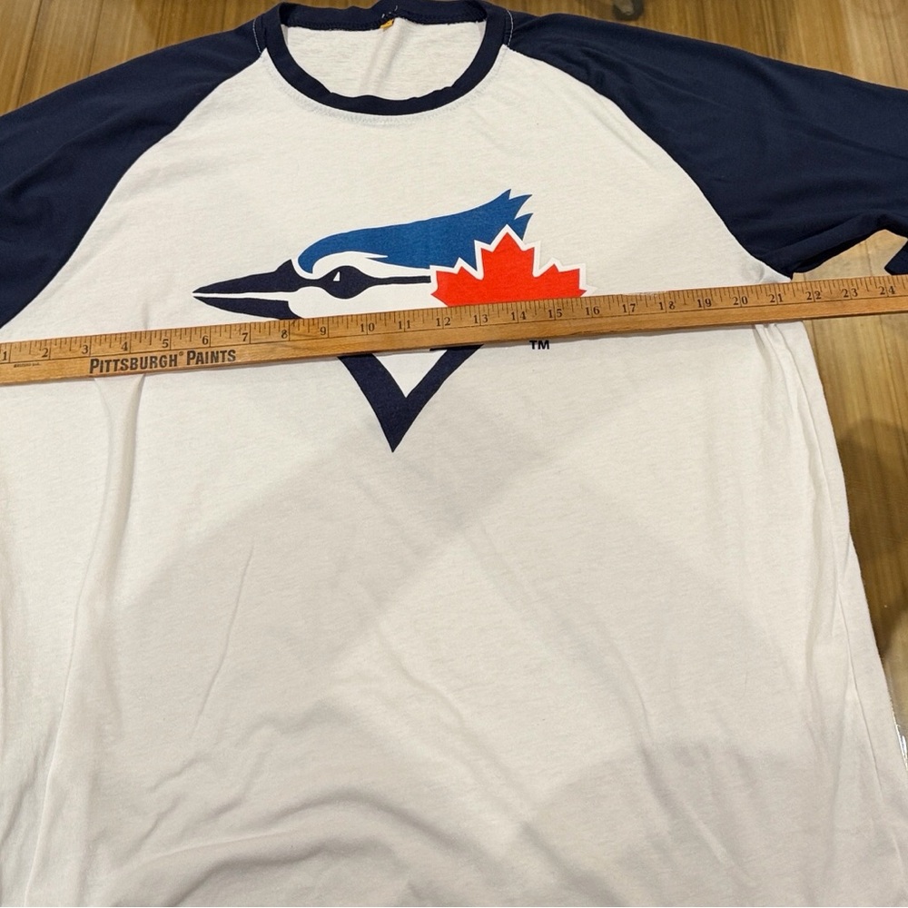 2 Extra Large Toronto Blue Jays Raglan Baseball Tee - White & Navy His and Hers - Picture 5 of 5